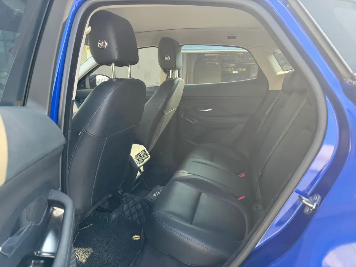 2018 Mercedes-Benz C Class 1.6T 156HP L4 9AT,autocango,china used car exporter,china ev exporter,chinese used car exporter,chinese used ev exporter