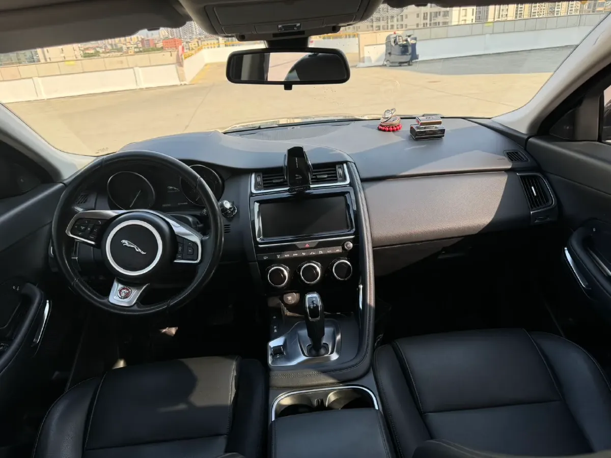 2018 Mercedes-Benz C Class 1.6T 156HP L4 9AT,autocango,china used car exporter,china ev exporter,chinese used car exporter,chinese used ev exporter