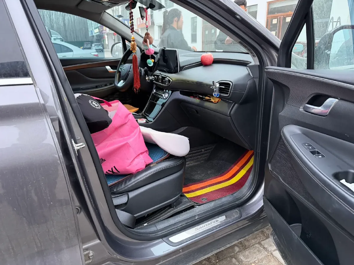 2019 Hyundai Santafe 2.0T 240HP L4 8AT,autocango,china used car exporter,china ev exporter,chinese used car exporter,chinese used ev exporter