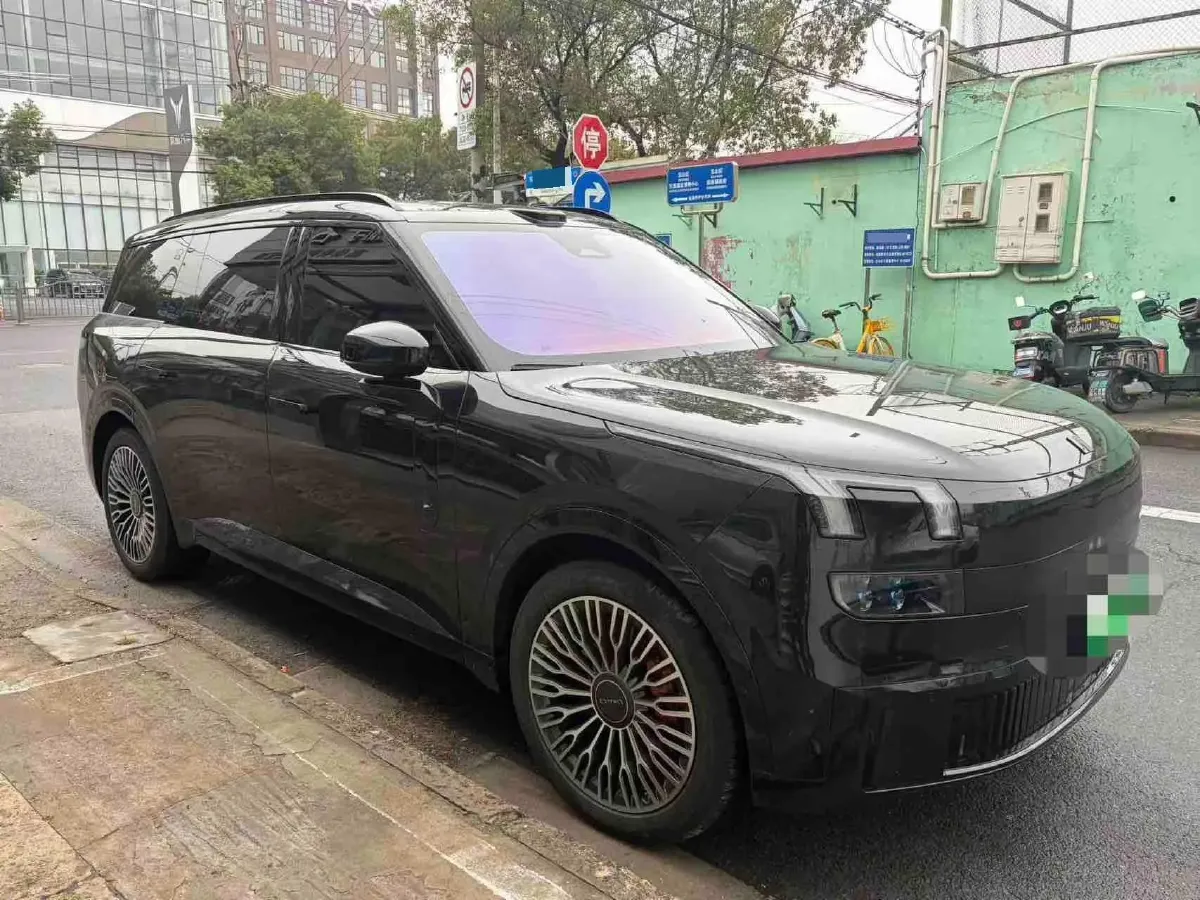 2025 LYNK&CO 900 2.0T 254HP L4 3DHT PHEV 50KWH,autocango,china used car exporter,china ev exporter,chinese used car exporter,chinese used ev exporter