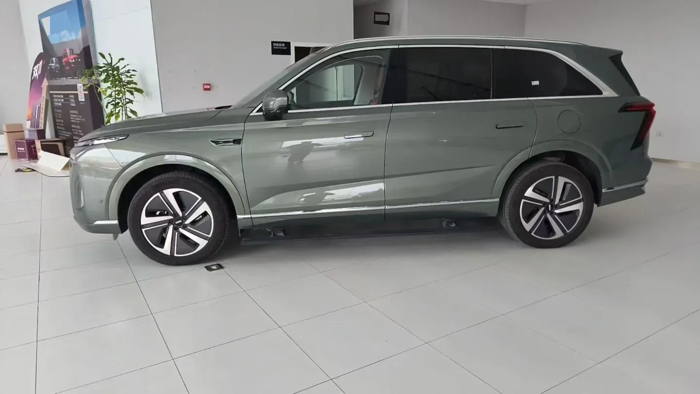 2025 WEY BlueMountain 1.5T 170HP L4 4DHT PHEV 52.3KWH,autocango,china used car exporter,china ev exporter,chinese used car exporter,chinese used ev exporter