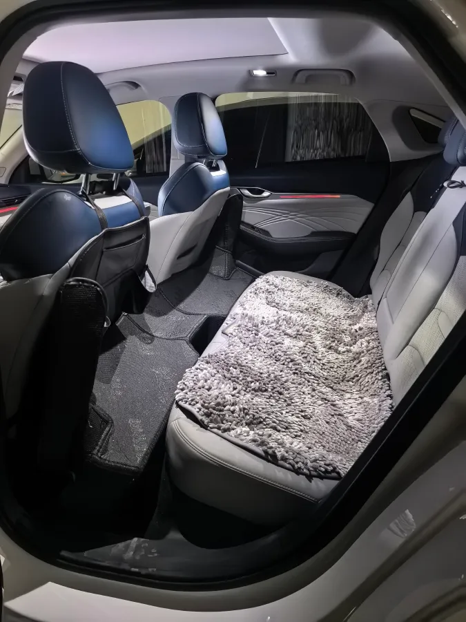 2023 Geely Preface 2.0T 190HP L4 7DCT,autocango,china used car exporter,china ev exporter,chinese used car exporter,chinese used ev exporter