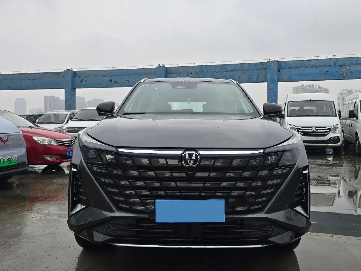 2025 ChangAn UNI-Z 1.5T 188HP L4 7DCT,autocango,china used car exporter,china ev exporter,chinese used car exporter,chinese used ev exporter