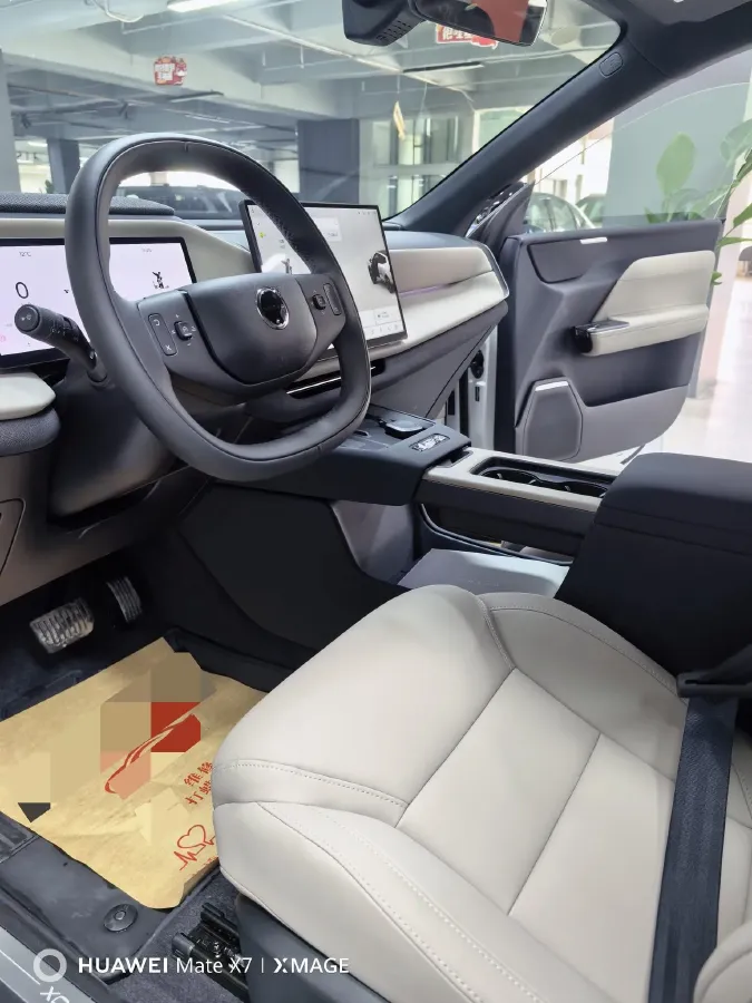 2026 Volvo XC70 PHEV 1.5T 156HP L4 3DHT PHEV,autocango,china used car exporter,china ev exporter,chinese used car exporter,chinese used ev exporter