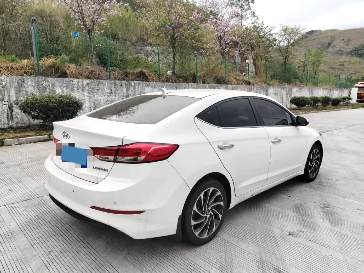 2020 Hyundai Elantra 1.5L 115HP L4 CVT,autocango,china used car exporter,china ev exporter,chinese used car exporter,chinese used ev exporter
