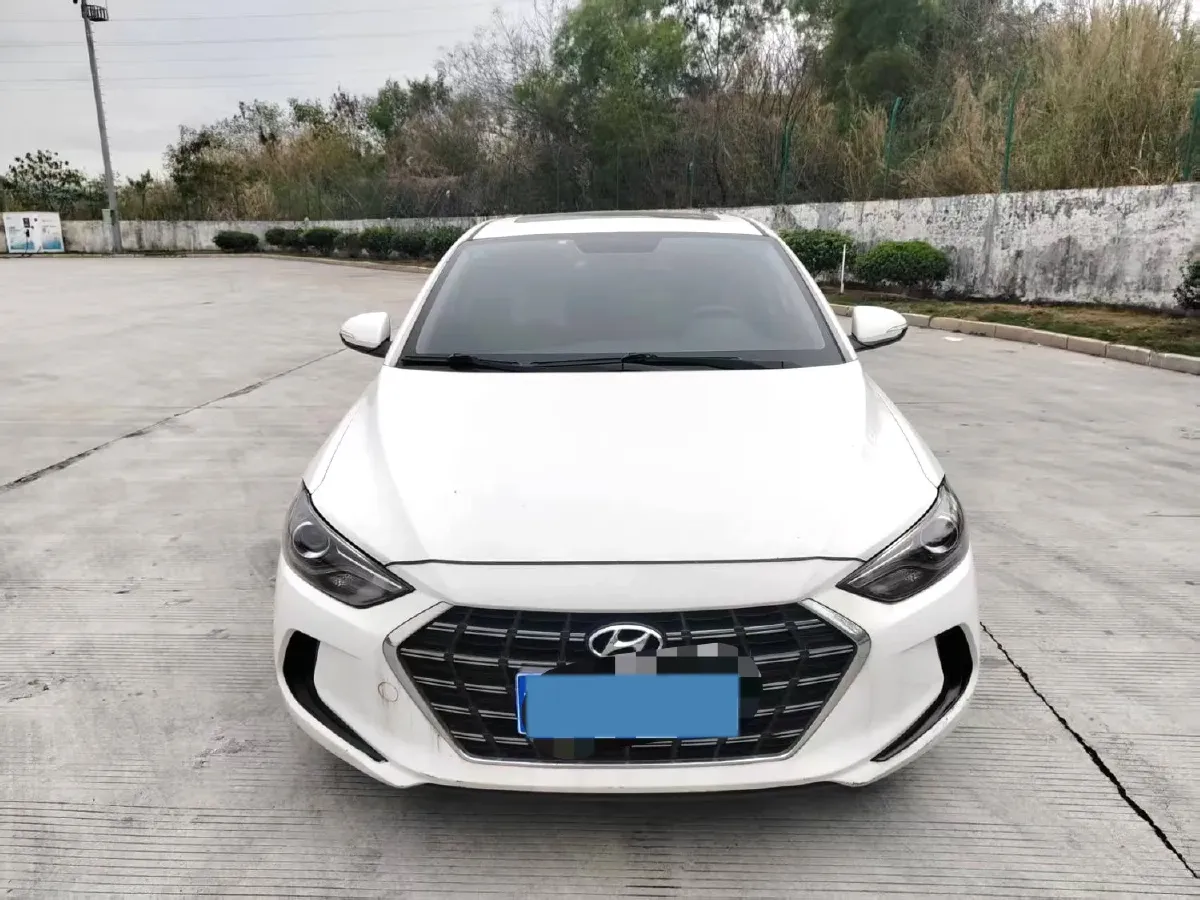 2020 Hyundai Elantra 1.5L 115HP L4 CVT,autocango,china used car exporter,china ev exporter,chinese used car exporter,chinese used ev exporter