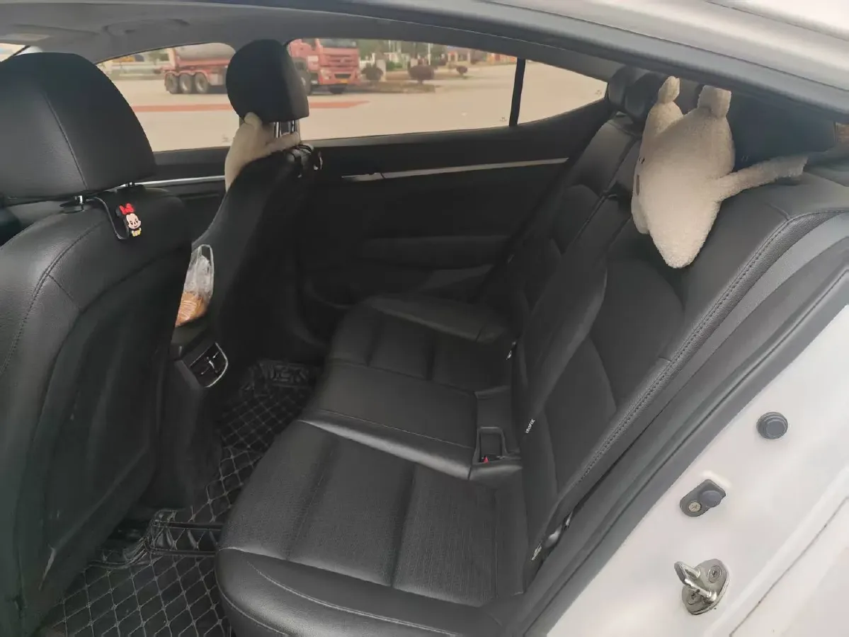 2020 Hyundai Elantra 1.5L 115HP L4 CVT,autocango,china used car exporter,china ev exporter,chinese used car exporter,chinese used ev exporter