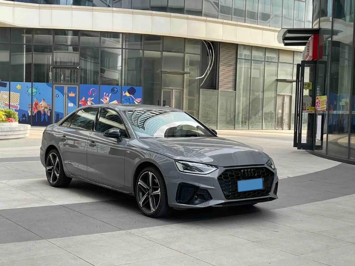 2024 Audi A4L 2.0T 190HP L4 7DCT,autocango,china used car exporter,china ev exporter,chinese used car exporter,chinese used ev exporter