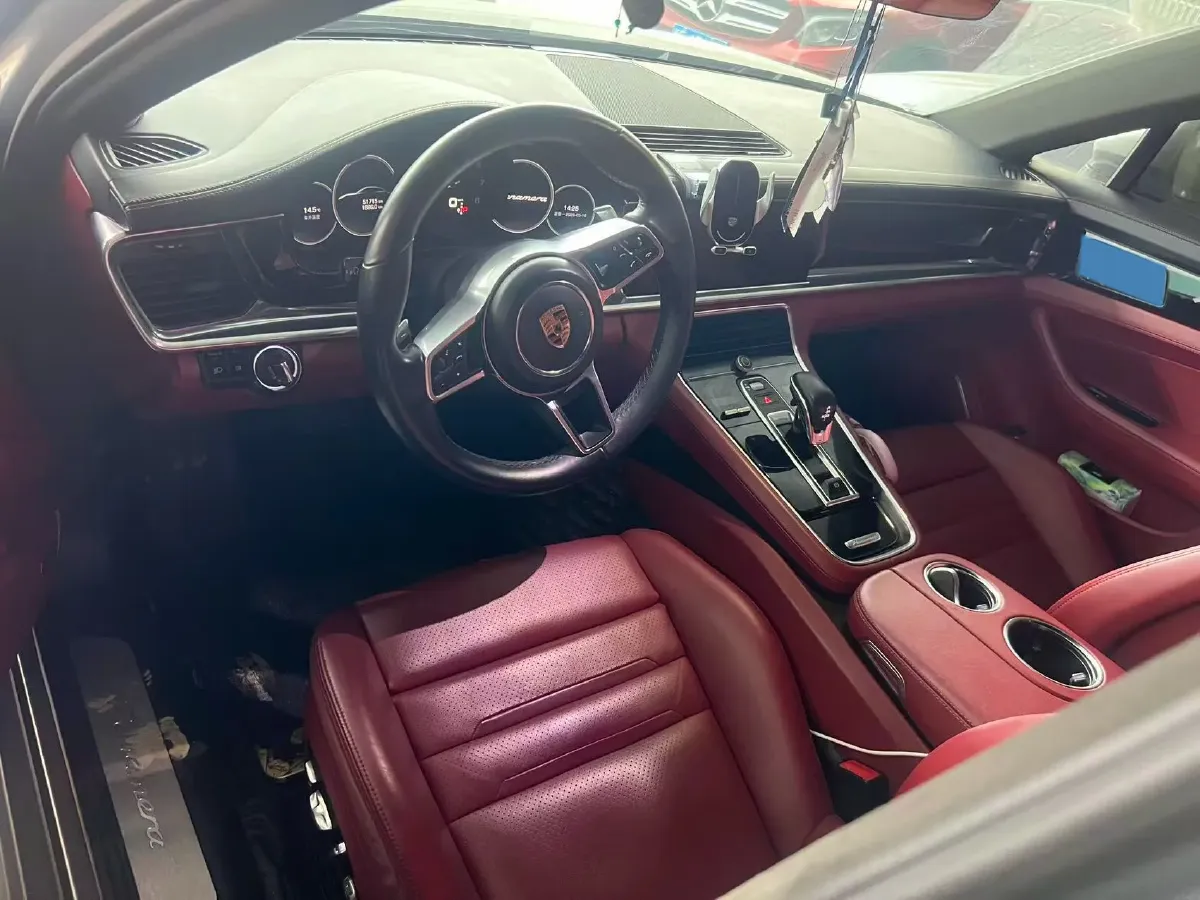 2019 Porsche Panamera 2.9T 330HP V6 8DCT,autocango,china used car exporter,china ev exporter,chinese used car exporter,chinese used ev exporter