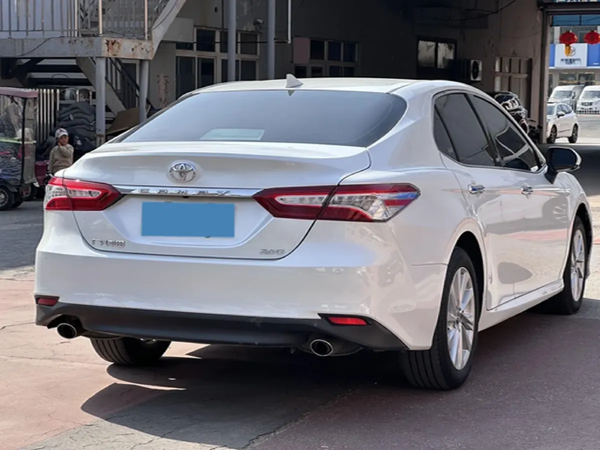 2021 Toyota Camry 2.0L 178HP L4 CVT,autocango,china used car exporter,china ev exporter,chinese used car exporter,chinese used ev exporter