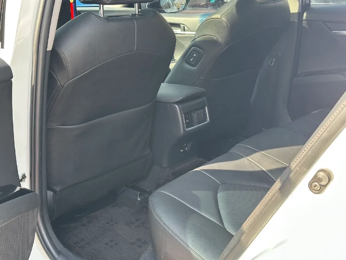 2021 Toyota Camry 2.0L 178HP L4 CVT,autocango,china used car exporter,china ev exporter,chinese used car exporter,chinese used ev exporter