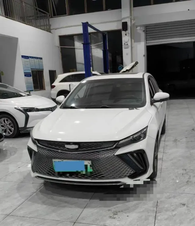 2022 Geely Emgrand L HiP 1.5T 181HP L4 3DHT PHEV 15.5KWH,autocango,china used car exporter,china ev exporter,chinese used car exporter,chinese used ev exporter