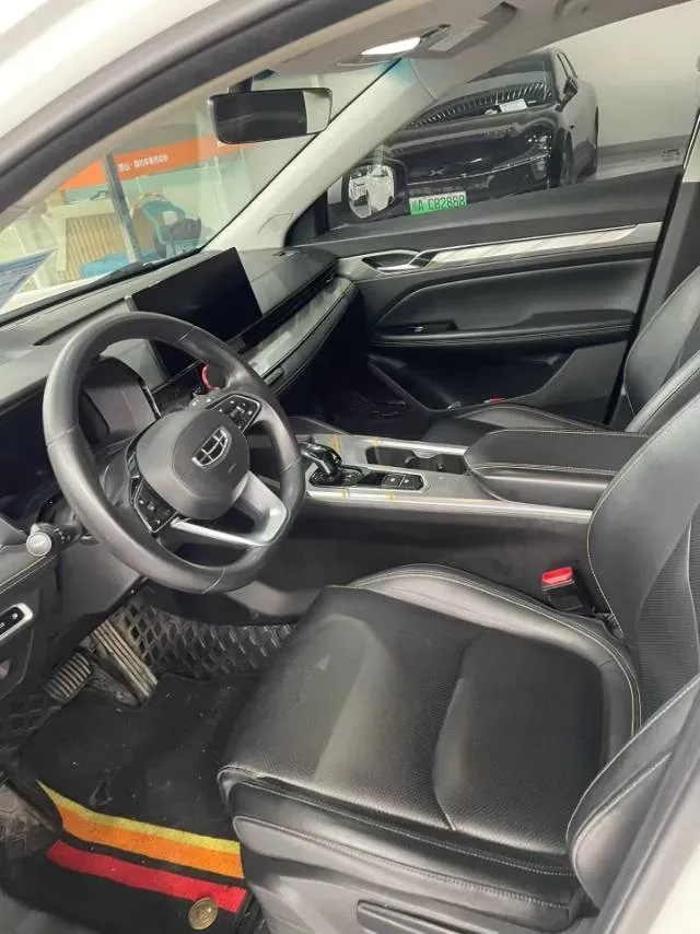 2022 Geely Emgrand L HiP 1.5T 181HP L4 3DHT PHEV 15.5KWH,autocango,china used car exporter,china ev exporter,chinese used car exporter,chinese used ev exporter