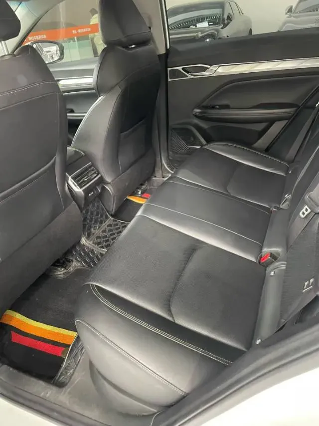 2022 Geely Emgrand L HiP 1.5T 181HP L4 3DHT PHEV 15.5KWH,autocango,china used car exporter,china ev exporter,chinese used car exporter,chinese used ev exporter