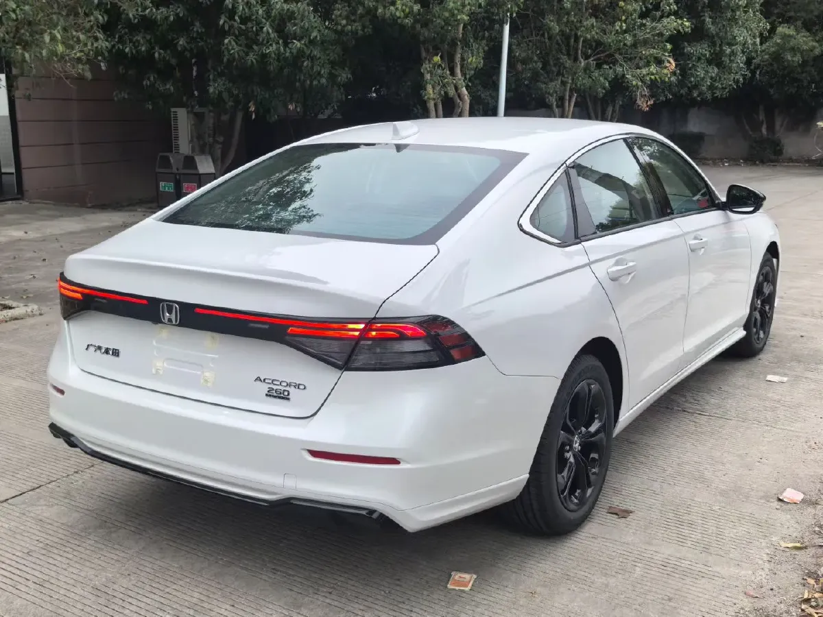 2025 Honda Accord 1.5T 192HP L4 CVT,autocango,china used car exporter,china ev exporter,chinese used car exporter,chinese used ev exporter