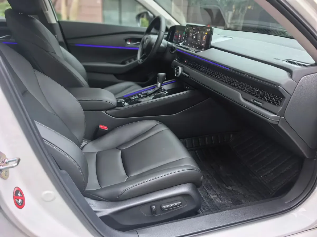 2025 Honda Accord 1.5T 192HP L4 CVT,autocango,china used car exporter,china ev exporter,chinese used car exporter,chinese used ev exporter