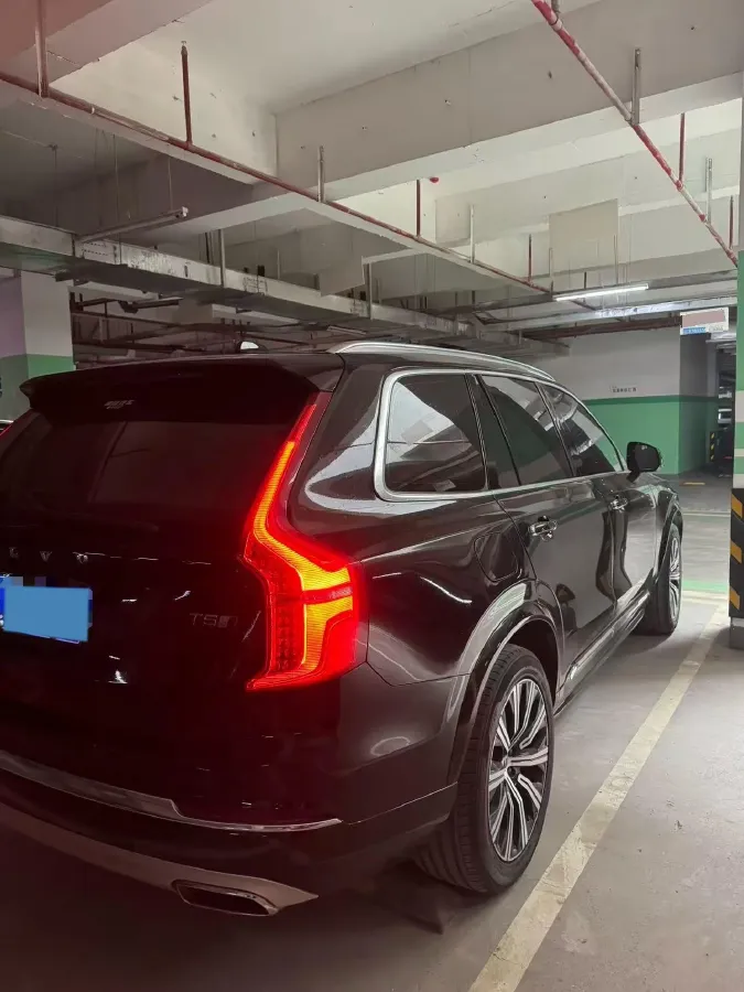 2020 Volvo XC90 2.0T 254HP L4 8AT,autocango,china used car exporter,china ev exporter,chinese used car exporter,chinese used ev exporter