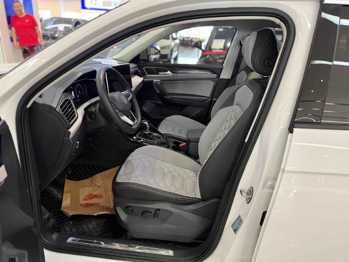 2023 Volkswagen Tayron 2.0T 186HP L4 7DCT,autocango,china used car exporter,china ev exporter,chinese used car exporter,chinese used ev exporter