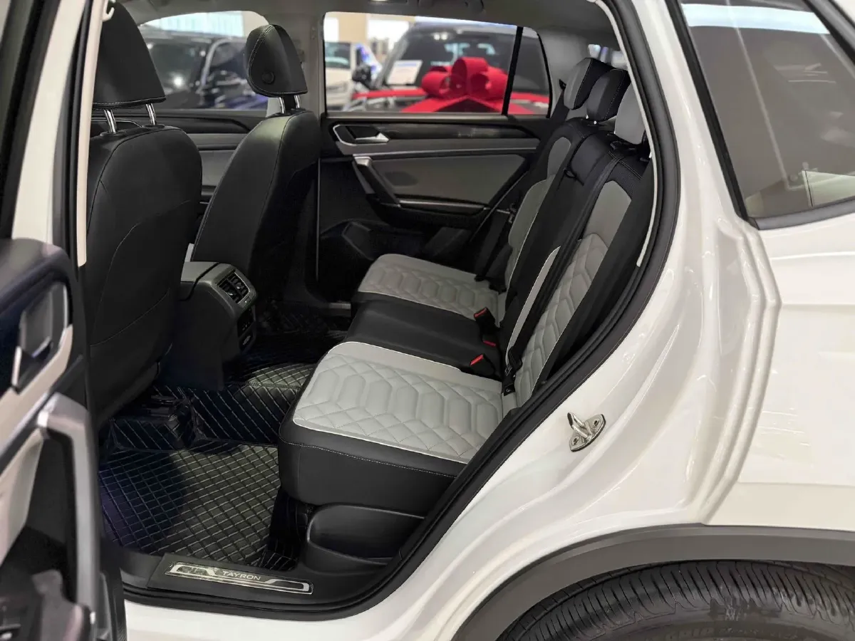 2023 Volkswagen Tayron 2.0T 186HP L4 7DCT,autocango,china used car exporter,china ev exporter,chinese used car exporter,chinese used ev exporter