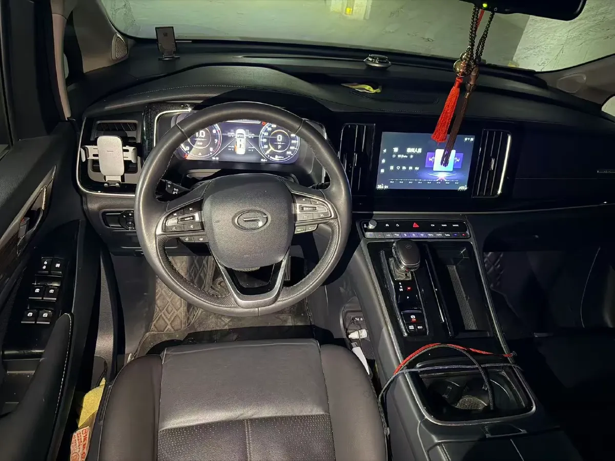 2021 GAC Trumpchi M8 2.0T 252HP L4 8AT,autocango,china used car exporter,china ev exporter,chinese used car exporter,chinese used ev exporter