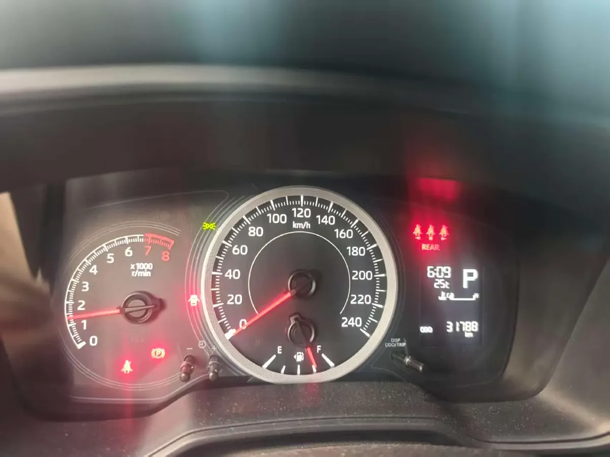 2021 Toyota Levin 1.5L 121HP L3 CVT,autocango,china used car exporter,china ev exporter,chinese used car exporter,chinese used ev exporter