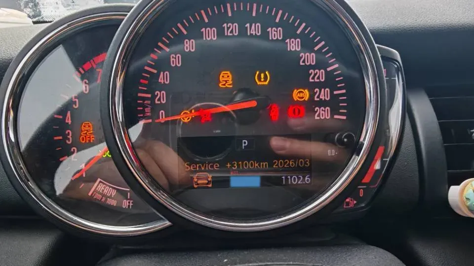 2016 MINI MINI 1.2T 102HP L3 6AT,autocango,china used car exporter,china ev exporter,chinese used car exporter,chinese used ev exporter