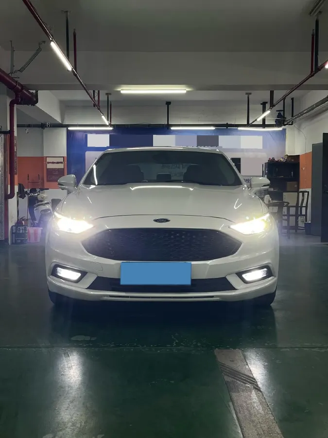 2018 Ford Mondeo 2.0T 204HP L4 6AT,autocango,china used car exporter,china ev exporter,chinese used car exporter,chinese used ev exporter
