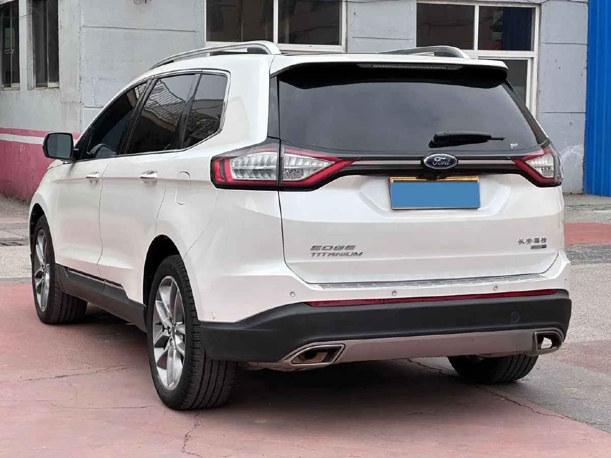 2018 Ford Edge 2.0T 245HP L4 6AT,autocango,china used car exporter,china ev exporter,chinese used car exporter,chinese used ev exporter
