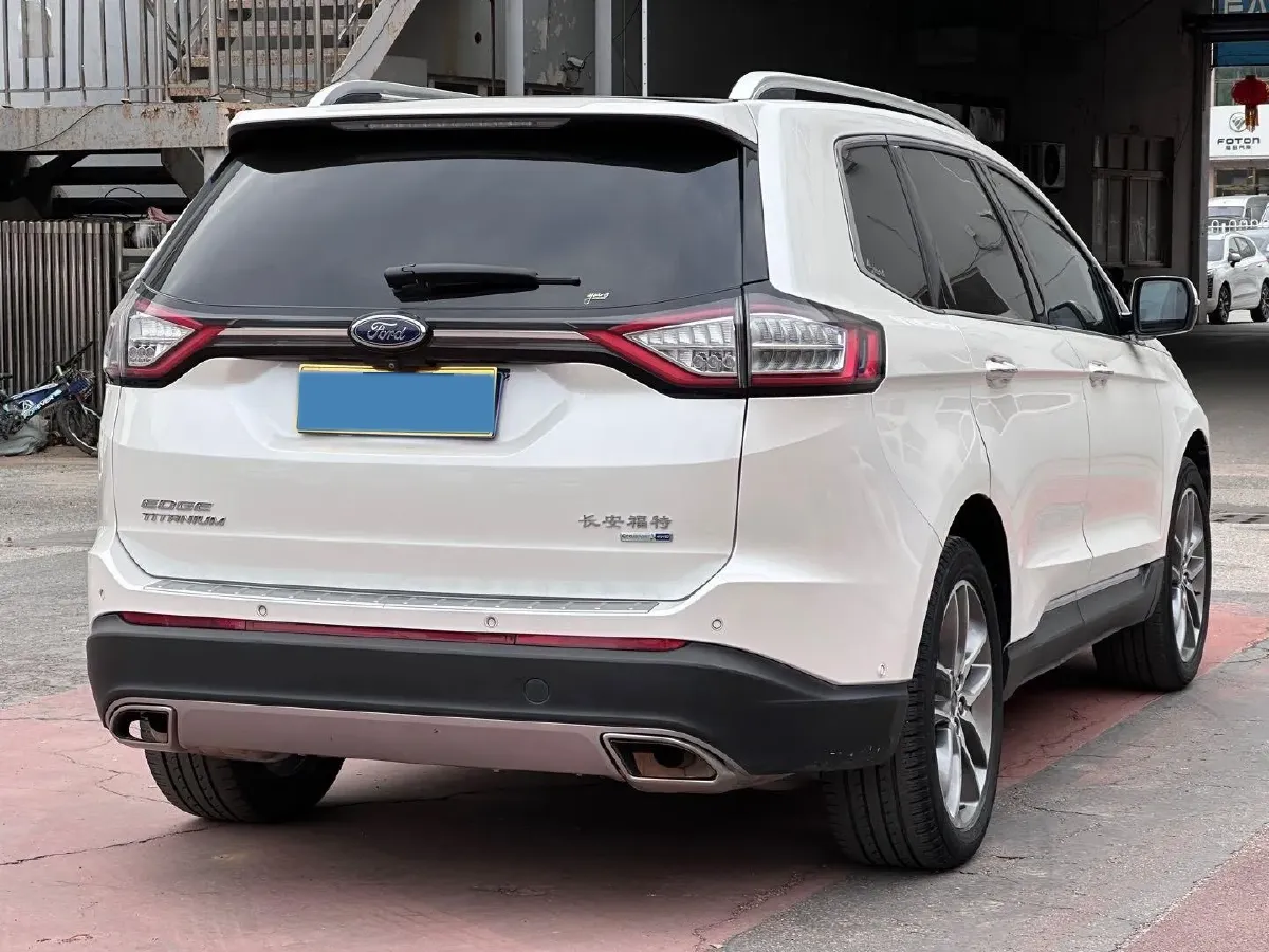 2018 Ford Edge 2.0T 245HP L4 6AT,autocango,china used car exporter,china ev exporter,chinese used car exporter,chinese used ev exporter