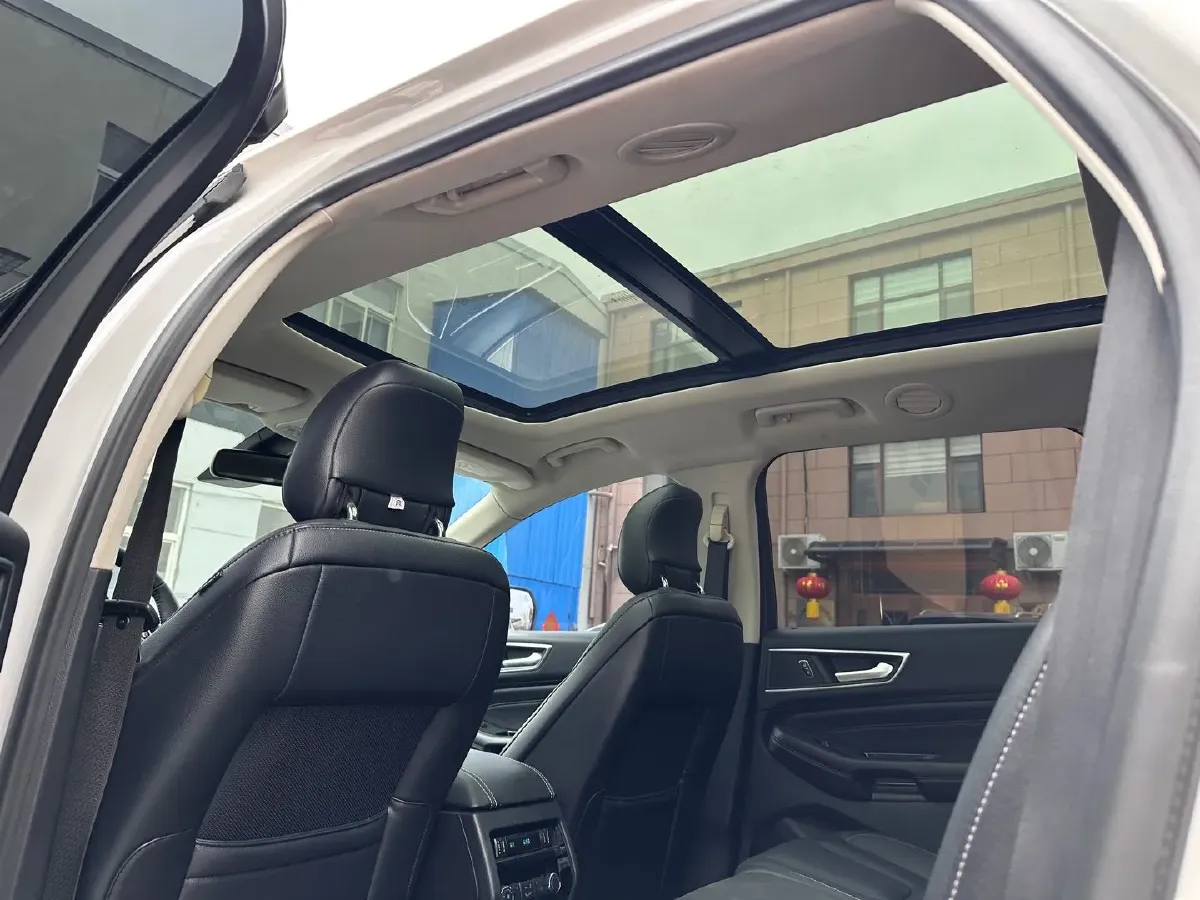 2018 Ford Edge 2.0T 245HP L4 6AT,autocango,china used car exporter,china ev exporter,chinese used car exporter,chinese used ev exporter