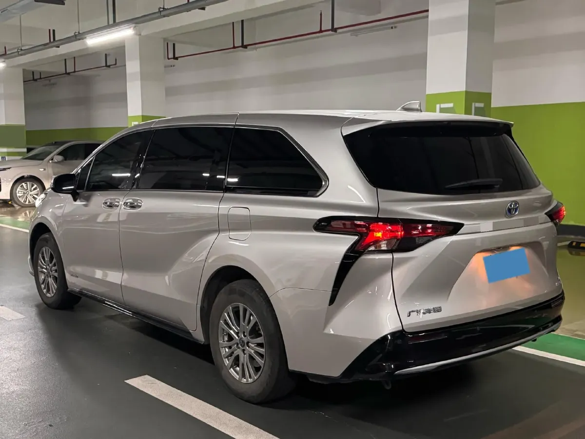 2021 Toyota Sienna 2.5L 192HP L4 E-CVT Hybrid,autocango,china used car exporter,china ev exporter,chinese used car exporter,chinese used ev exporter