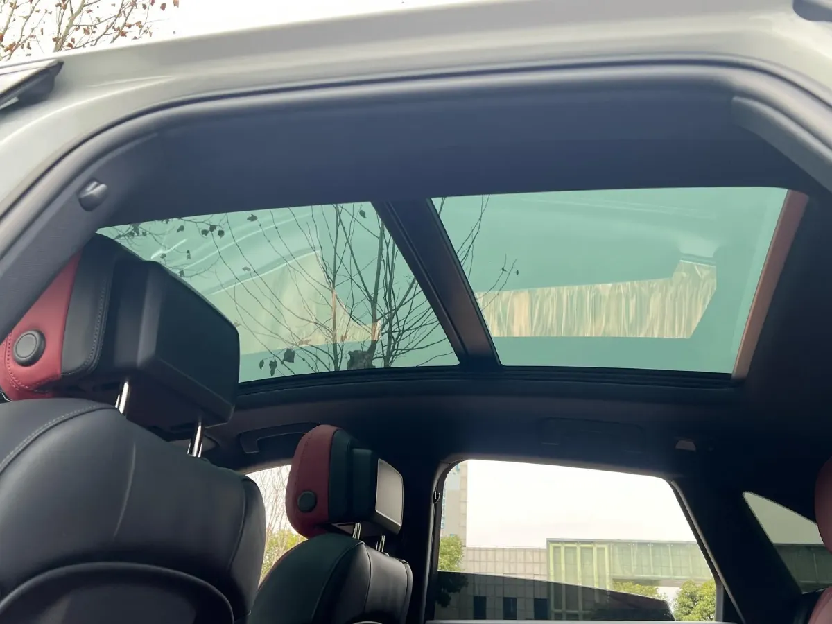 2022 Porsche Macan 2.0T 265HP L4 7DCT,autocango,china used car exporter,china ev exporter,chinese used car exporter,chinese used ev exporter