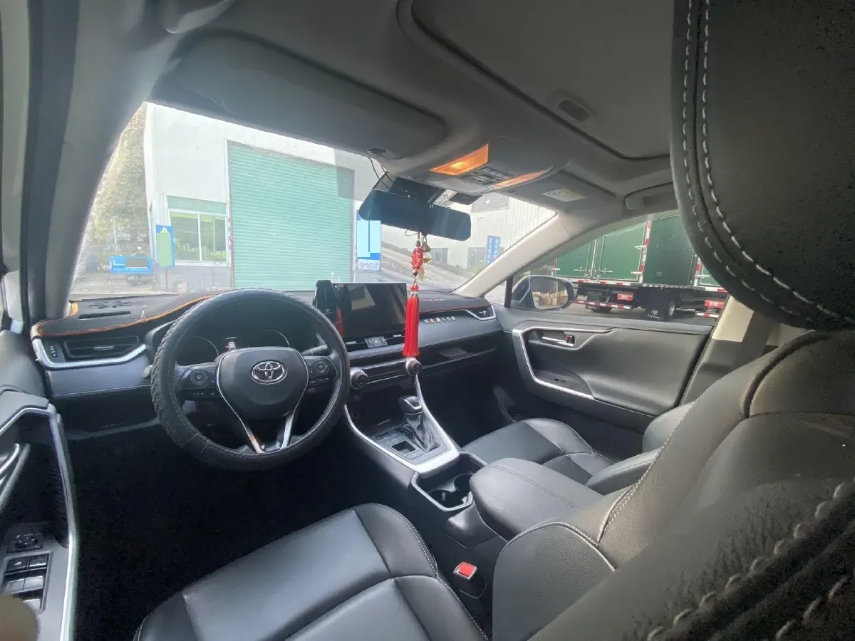 2022 Toyota Wildlander 2.5L 178HP L4 E-CVT Hybrid,autocango,china used car exporter,china ev exporter,chinese used car exporter,chinese used ev exporter