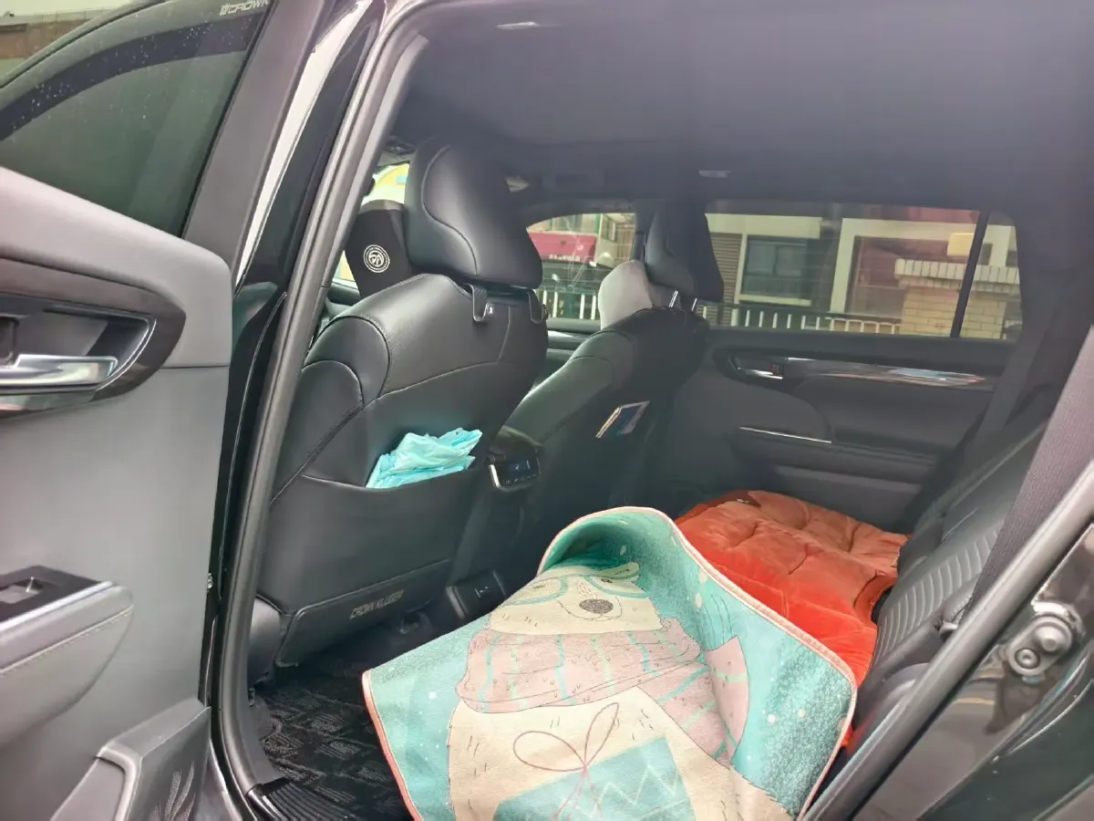 2023 Toyota Crown Kluger 2.5L 189HP L4 E-CVT Hybrid,autocango,china used car exporter,china ev exporter,chinese used car exporter,chinese used ev exporter