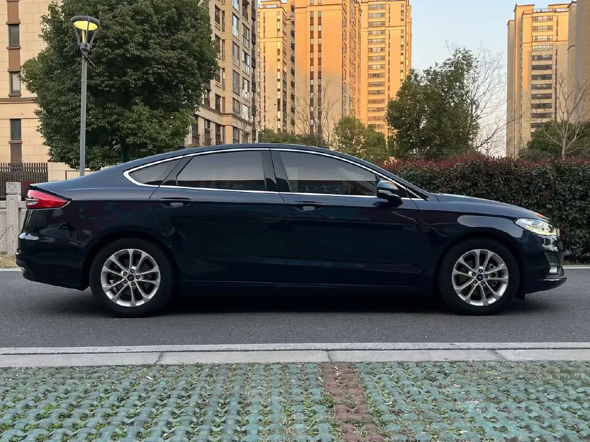 2020 Ford Mondeo 1.5T 182HP L4 6AT,autocango,china used car exporter,china ev exporter,chinese used car exporter,chinese used ev exporter