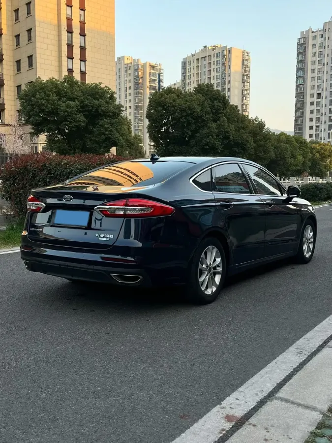 2020 Ford Mondeo 1.5T 182HP L4 6AT,autocango,china used car exporter,china ev exporter,chinese used car exporter,chinese used ev exporter