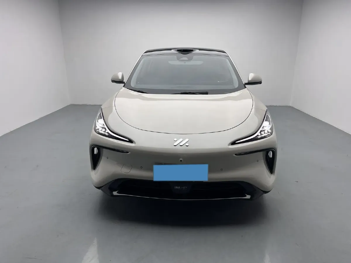 2023 IM LS6 BEV 71KWH,autocango,china used car exporter,china ev exporter,chinese used car exporter,chinese used ev exporter