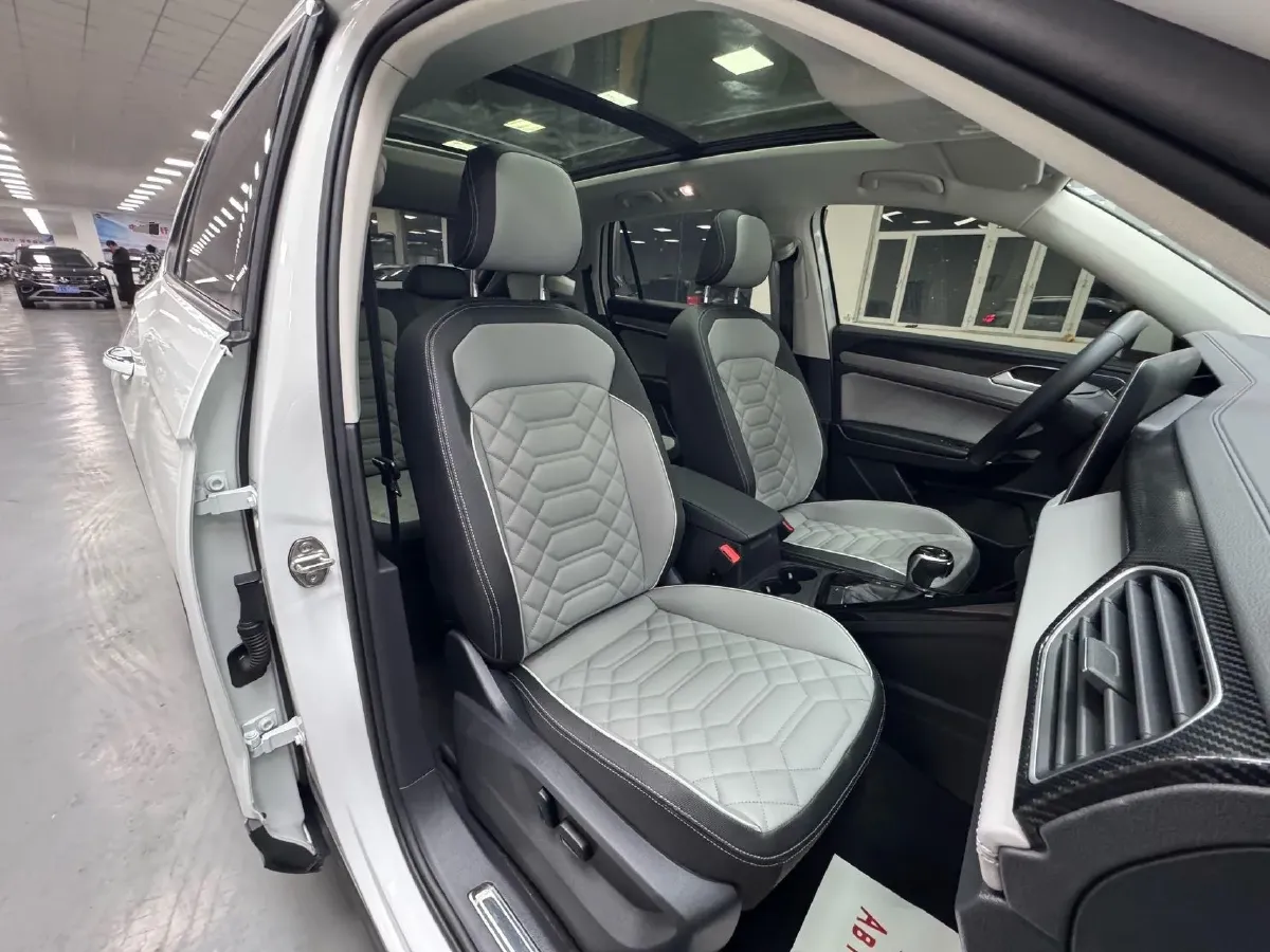 2023 Volkswagen Tayron 1.4T 150HP L4 7DCT,autocango,china used car exporter,china ev exporter,chinese used car exporter,chinese used ev exporter