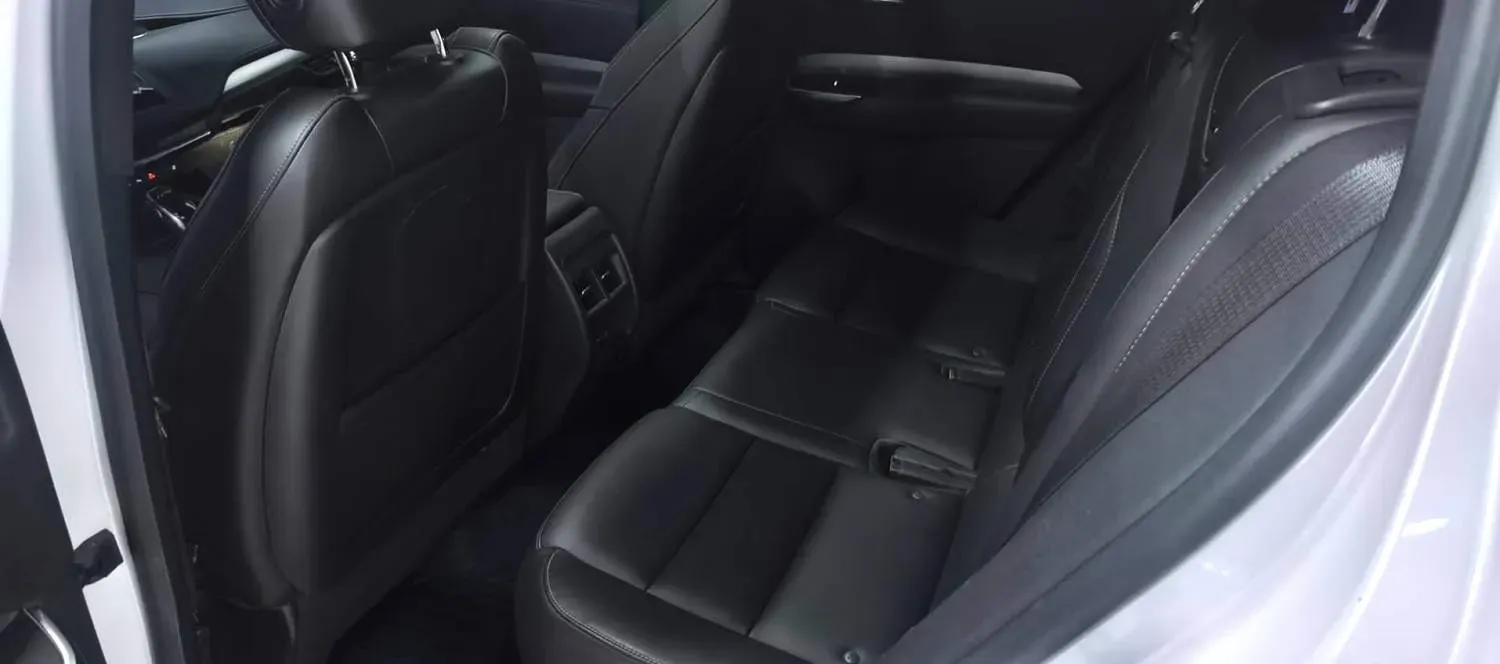 2020 Cadillac XT4 2.0T 241HP L4 9AT,autocango,china used car exporter,china ev exporter,chinese used car exporter,chinese used ev exporter