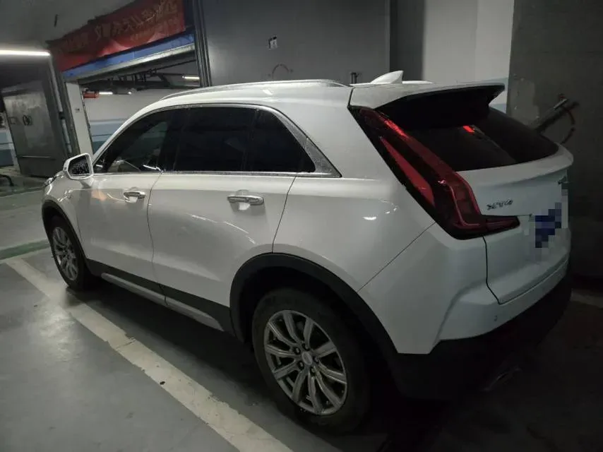 2020 Cadillac XT4 2.0T 241HP L4 9AT,autocango,china used car exporter,china ev exporter,chinese used car exporter,chinese used ev exporter