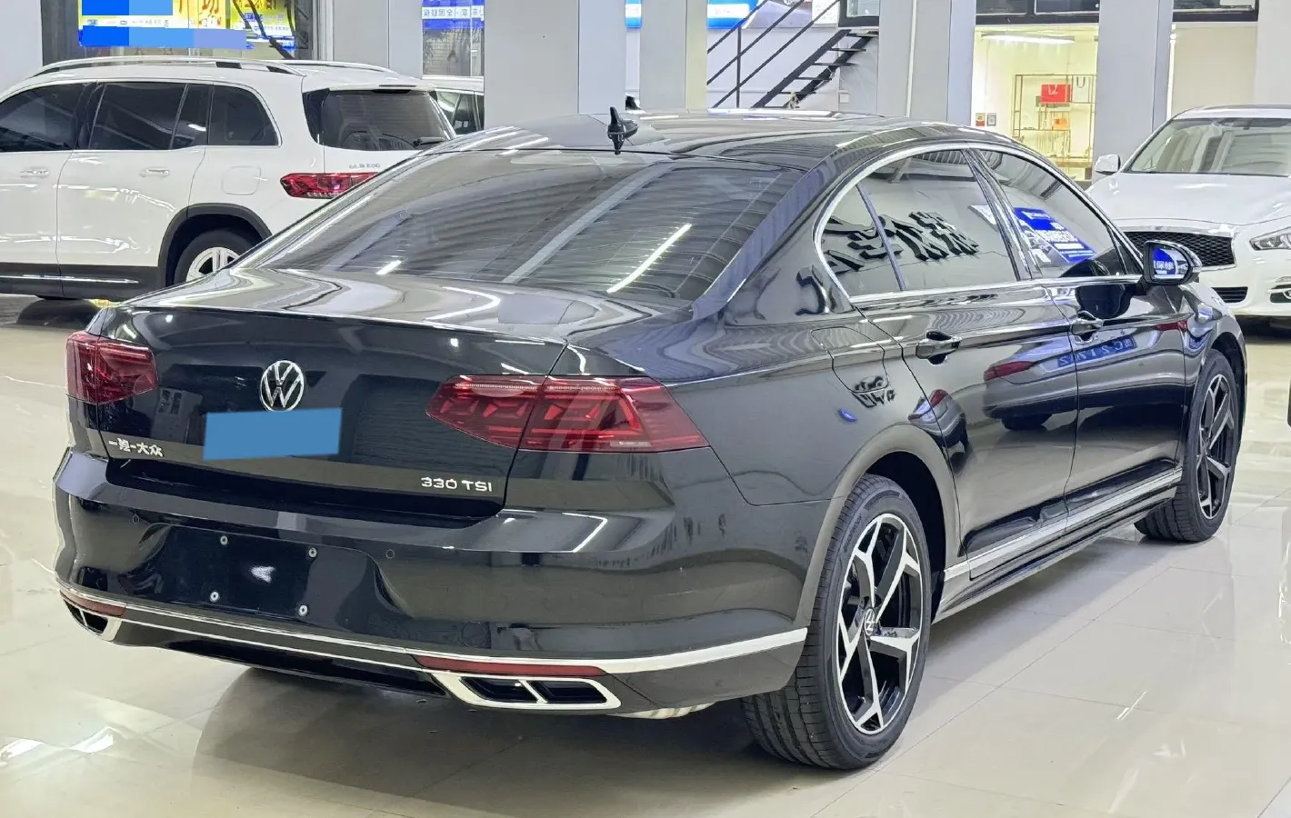 2023 Volkswagen Magotan 2.0T 186HP L4 7DCT,autocango,china used car exporter,china ev exporter,chinese used car exporter,chinese used ev exporter