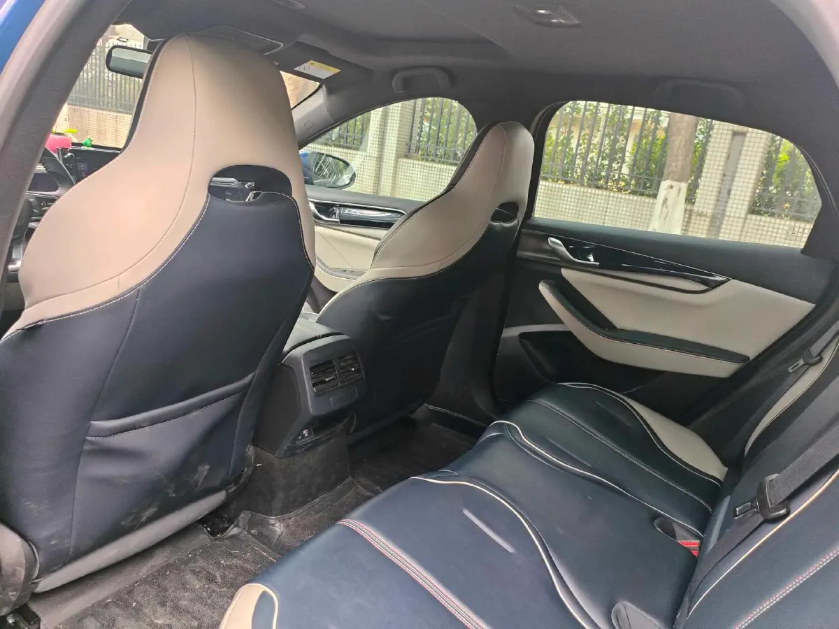 2021 Haval F7 1.5T 169HP L4 7DCT,autocango,china used car exporter,china ev exporter,chinese used car exporter,chinese used ev exporter