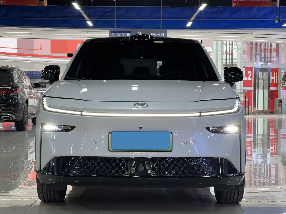 2025 Toyota BZ3X BEV 58.37KWH,autocango,china used car exporter,china ev exporter,chinese used car exporter,chinese used ev exporter