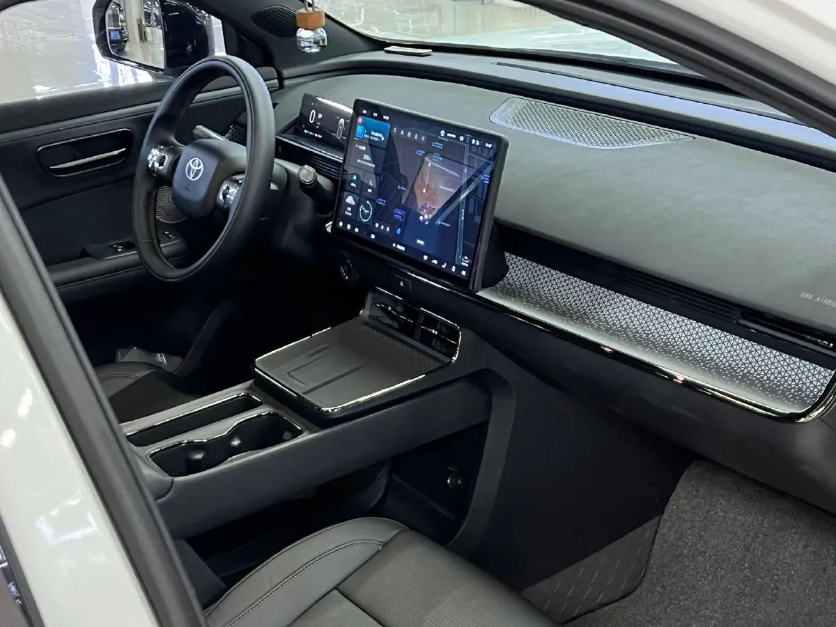 2025 Toyota BZ3X BEV 58.37KWH,autocango,china used car exporter,china ev exporter,chinese used car exporter,chinese used ev exporter