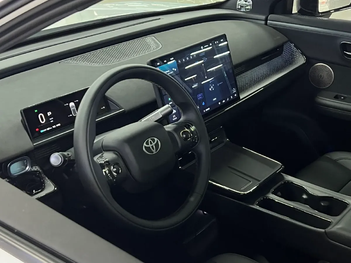 2025 Toyota BZ3X BEV 58.37KWH,autocango,china used car exporter,china ev exporter,chinese used car exporter,chinese used ev exporter