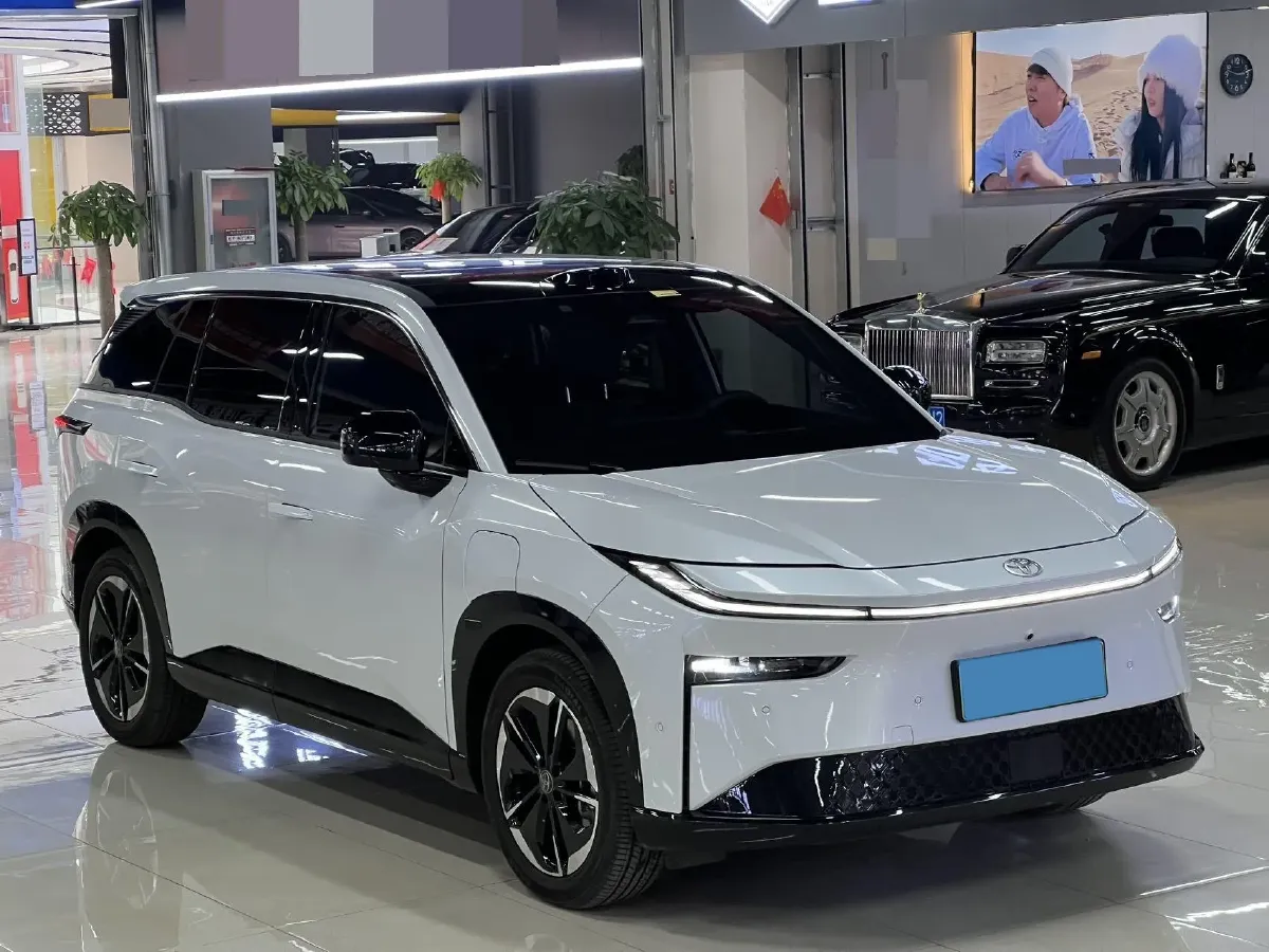 2025 Toyota BZ3X BEV 58.37KWH,autocango,china used car exporter,china ev exporter,chinese used car exporter,chinese used ev exporter