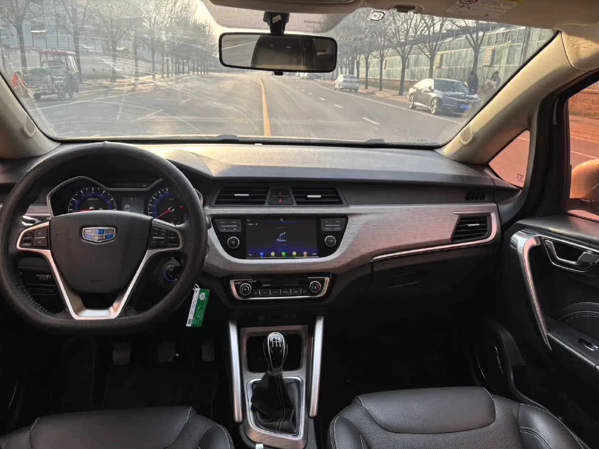 2017 Geely Vision X3 1.5L 102HP L4 5MT,autocango,china used car exporter,china ev exporter,chinese used car exporter,chinese used ev exporter