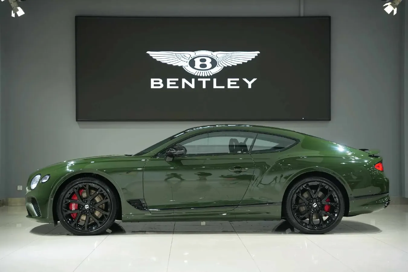 2023 Bentley Continental 4.0T 549HP V8 8DCT,autocango,china used car exporter,china ev exporter,chinese used car exporter,chinese used ev exporter