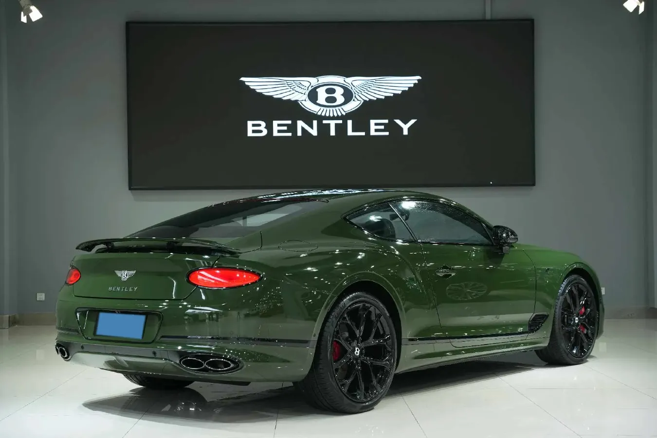 2023 Bentley Continental 4.0T 549HP V8 8DCT,autocango,china used car exporter,china ev exporter,chinese used car exporter,chinese used ev exporter