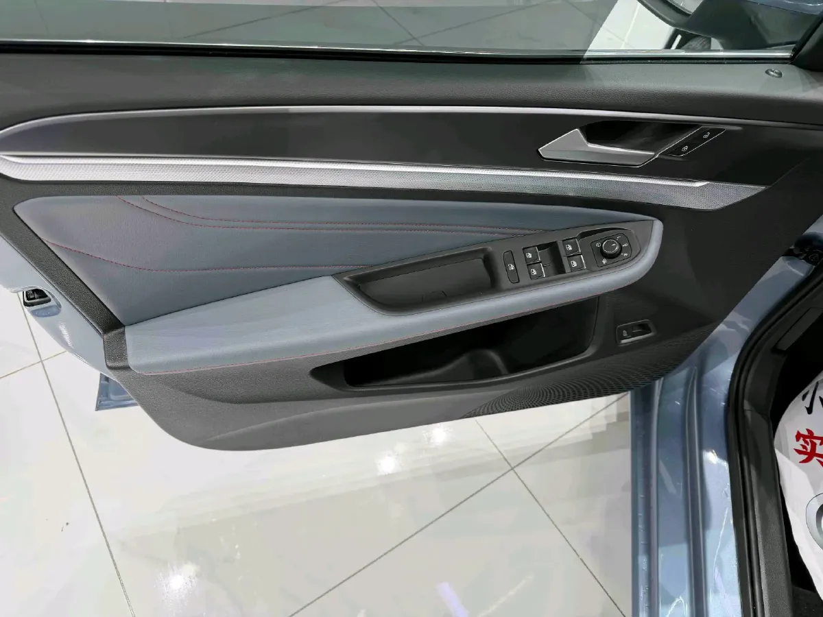 2023 Volkswagen Lamando 1.4T 150HP L4 7DCT,autocango,china used car exporter,china ev exporter,chinese used car exporter,chinese used ev exporter